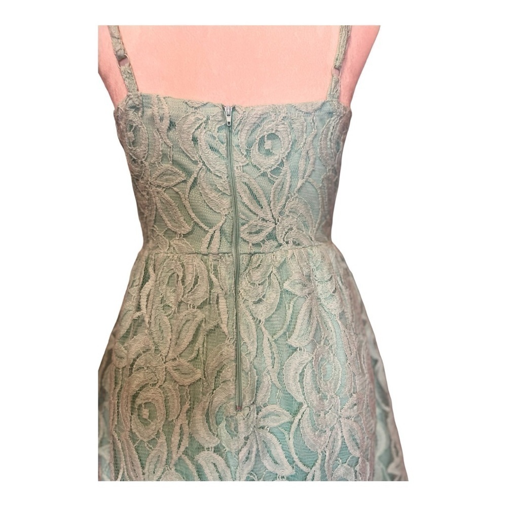 Vanity large blue lace short spaghetti strap dress with POCKETS!! - Picture 8 of 8